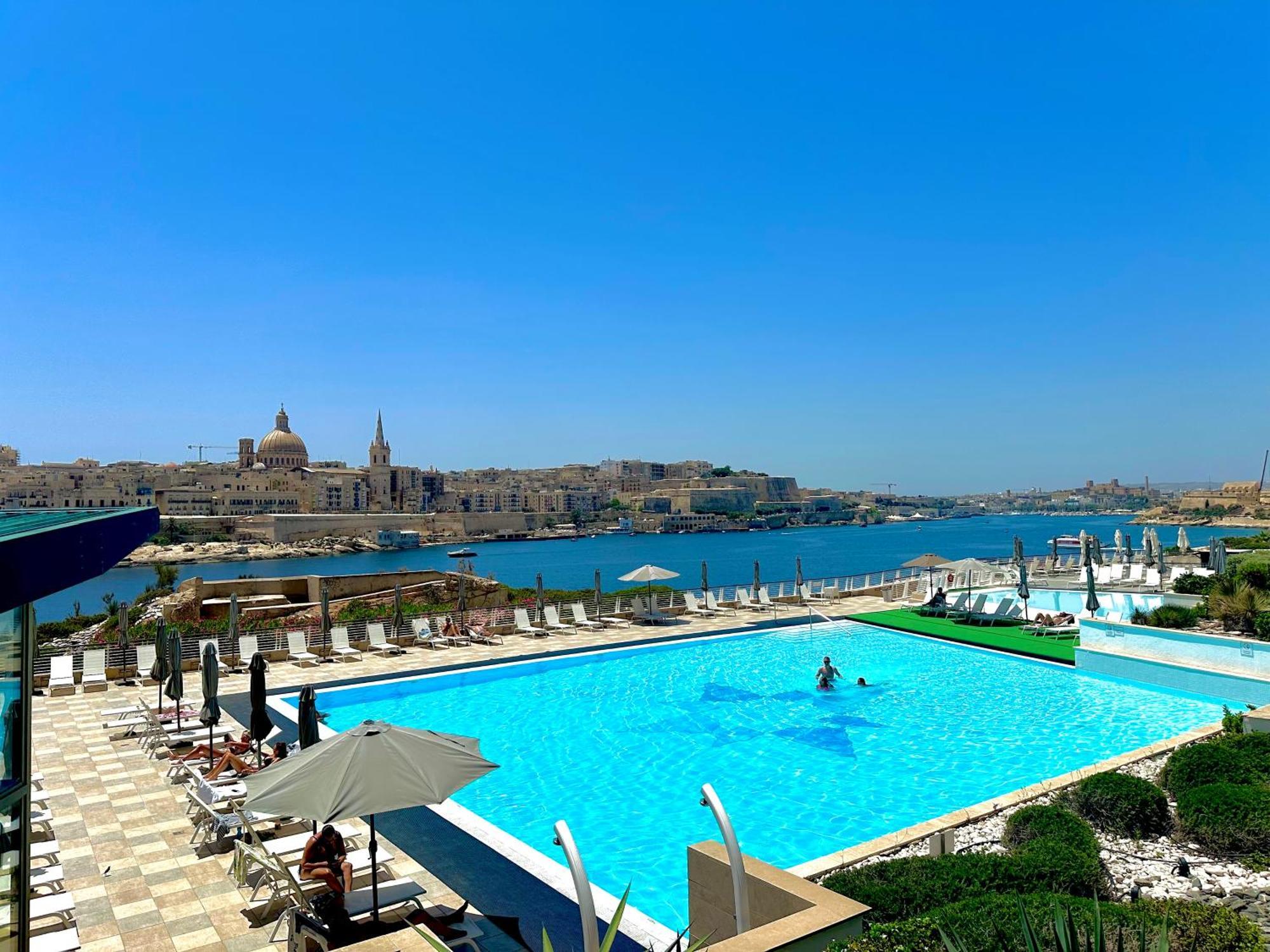 شقة In Luxury Complex With Amazing Resident's Pool سليمة